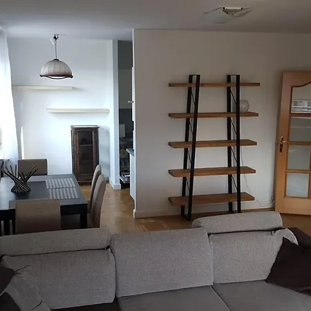 Apartment Domotel Aleje Jerozolimskie 4*