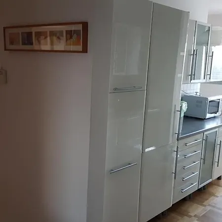 Apartment Domotel Aleje Jerozolimskie 4*