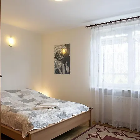 Domotel Aleje Jerozolimskie ワルシャワ